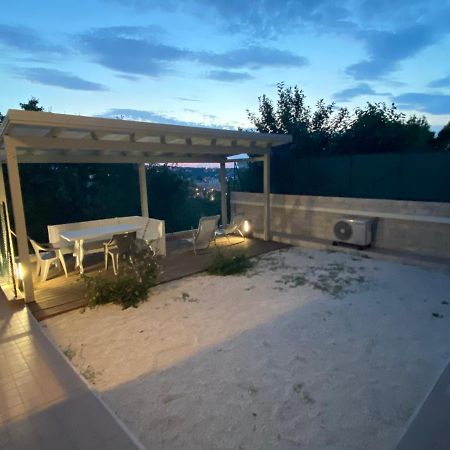 Il Parco Di Yuki Apartment Ancona Exterior foto