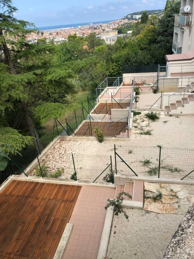 Il Parco Di Yuki Apartment Ancona Exterior foto